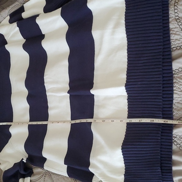 Jeanne Pierre Tunic Sweater - Picture 9 of 11